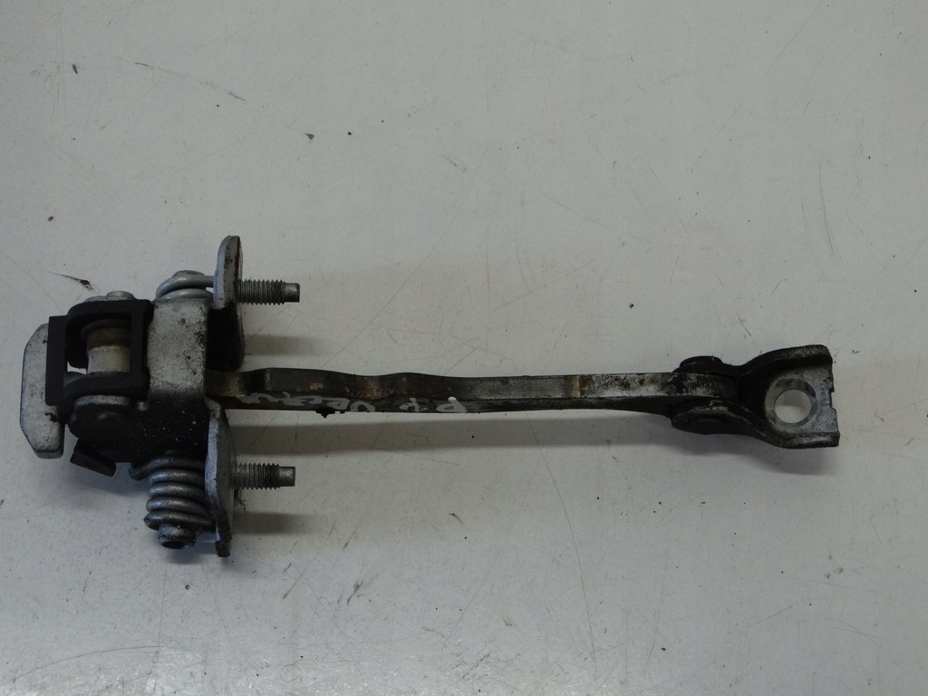 фото №4, Ограничитель дверь правый перед opel vectra c