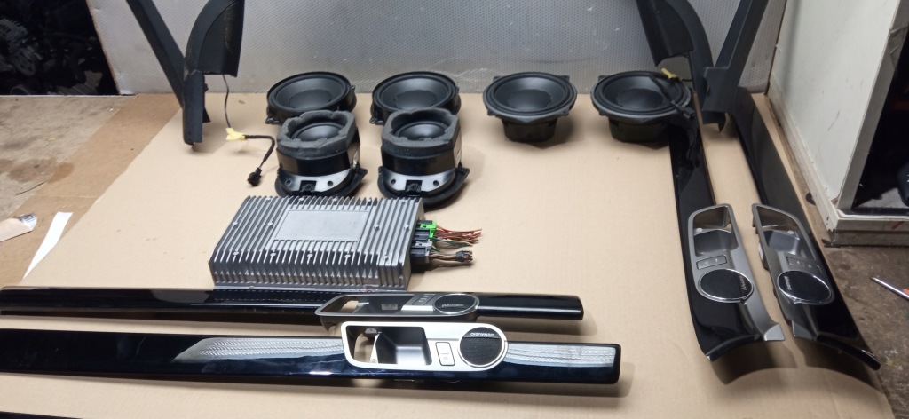 фото №1, Vw phaeton lift комплект динамиков dynaudio 12 динамиков + усилитель