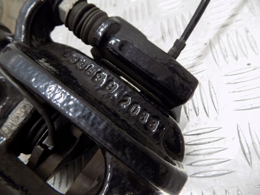 фото №11, Bmw i8 суппорты тормозные диски тормозные перед задняя