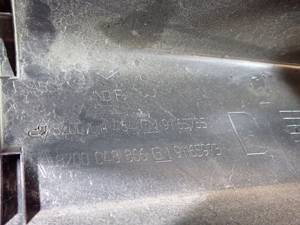 фото №4, Trafic ii vivaro 01- молдинг декоративная уголок бампера правый задняя 8200048866