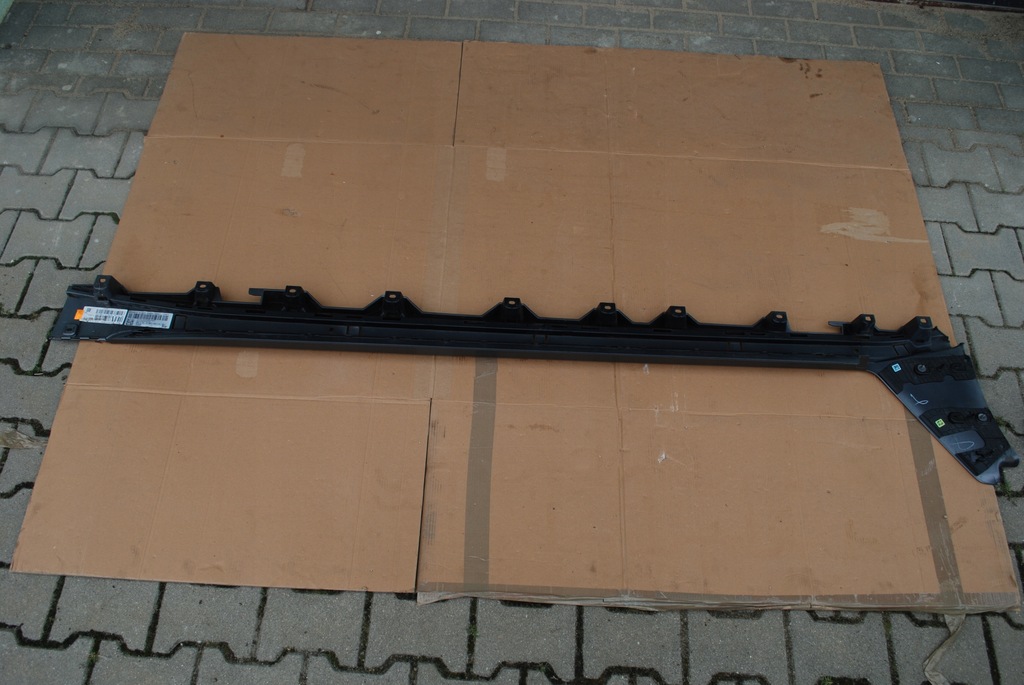 фото №9, Молдинг поріг права bmw i4 g26 e drive 20- i-4 51777490700