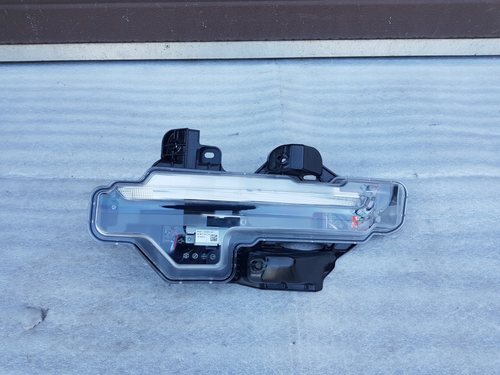 Купити Фара led drl лівий перед mazda mx-30 e-skyactiv dn4j-51070
