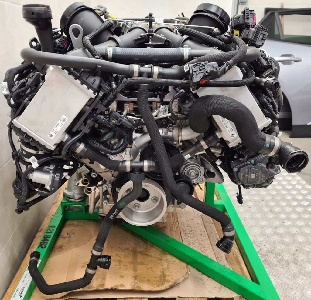 Купити Bmw x5 g05 x6 g06 x7 g07 fabrycznie новий двигун комплект  s68b44a 390kw 530km