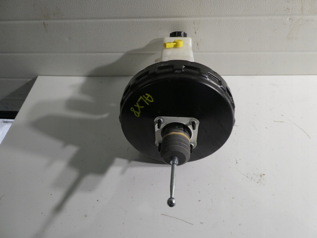 фото №1, Усилитель тормозов насос тормозная vw transporter t5 7e0612101e