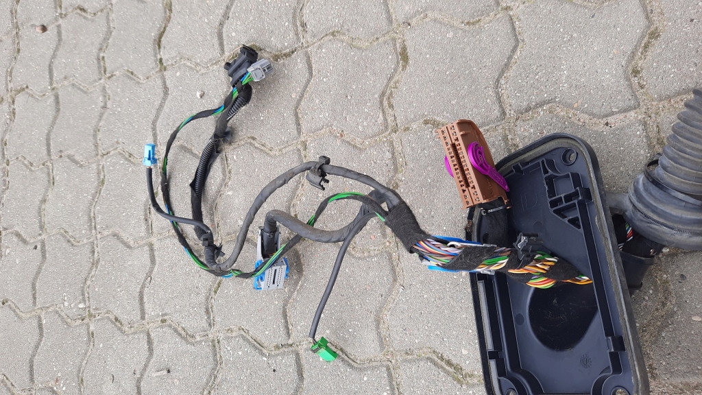 фото №6, Електропроводка відсік двигуна 30667431 volvo v70 ii 2.4b 140km b5244s