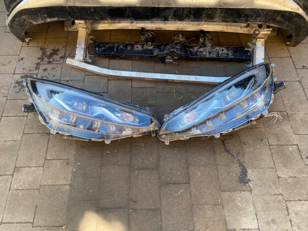 Бампер капот лампа радіатор suzuki across plug-in hybrid Доставка