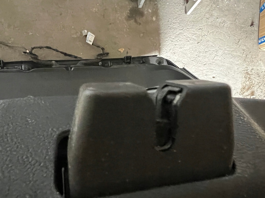 фото №9, Edge platinium кришка багажника скло uszk