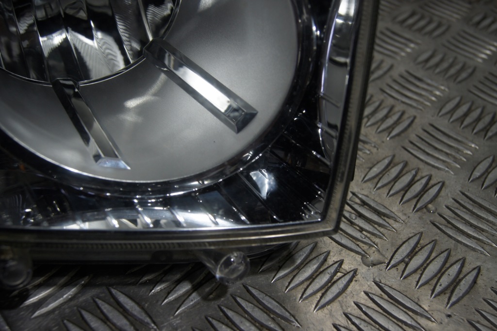 фото №5, Лампа передняя правая dacia duster 260100067r