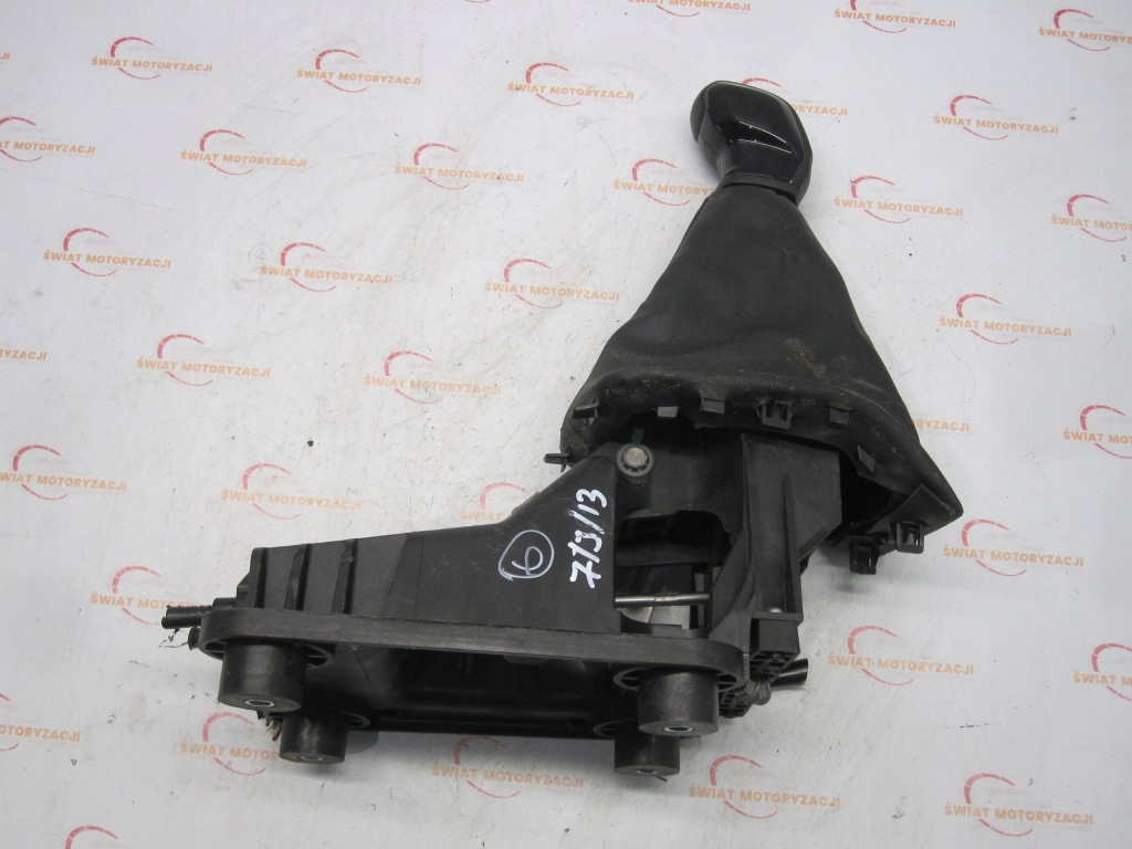 фото №1, Peugeot 2008 i 13r домкрат передач 9676190280