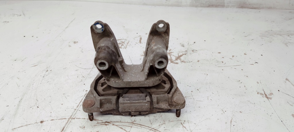 фото №1, Кронштейн подушка коробки audi a6 c6 4f0399115as