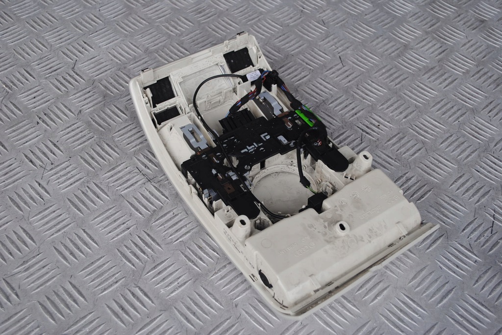 фото №5, Лампа стельовий салону кабіни audi a6 c6