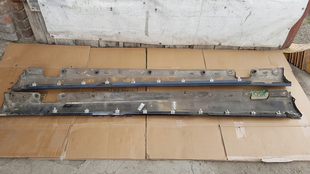 фото №12, Mercedes w203 молдинг порог левая правая kombi 197