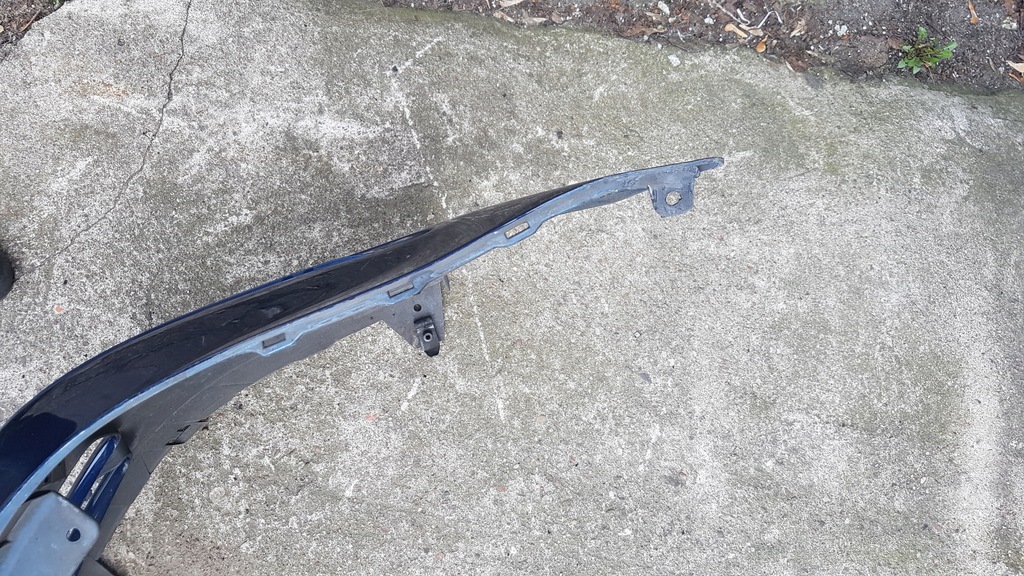 фото №9, Toyota avensis t25 03-06 бампер перед 8p4