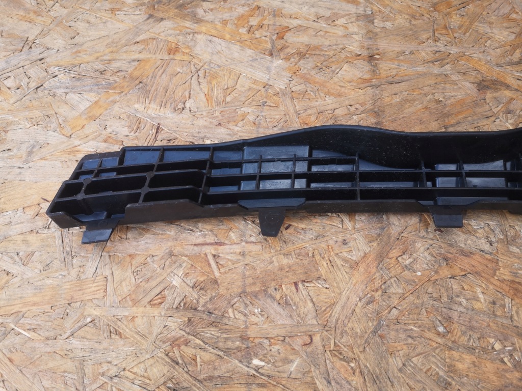 Ford kuga mk3 направляющая бампера задняя lv4b-17b861 Недорого