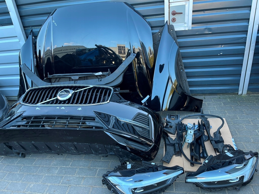 фото №9, Volvo xc60 ii lift kompletny перед бампер радіатор крила лампи капот 21