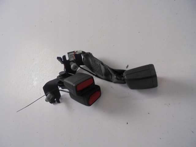 фото №1, Замки ременів задня bmw serii 1 f40 2019-