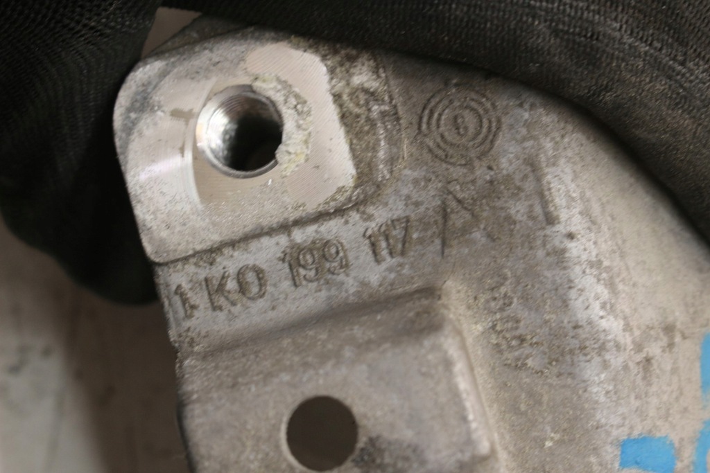фото №5, Кронштейн коробки передач 1k0199117a vw eos 1.4 tsi