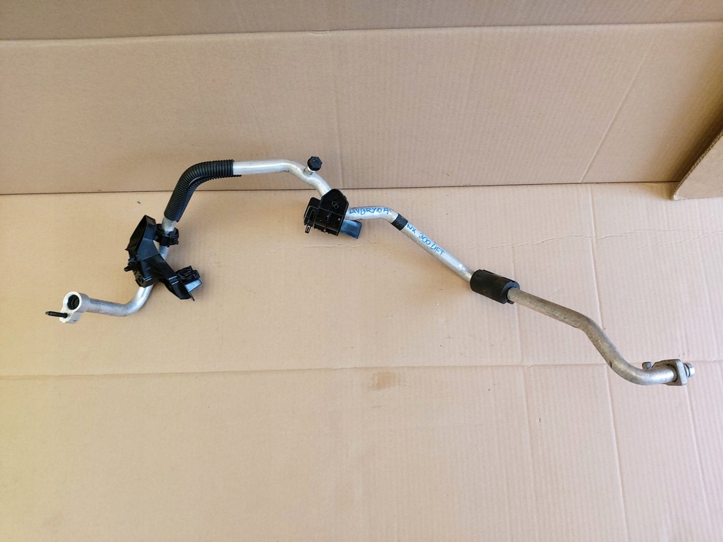 фото №1, Lexus nx300 lift шланг кондиционера