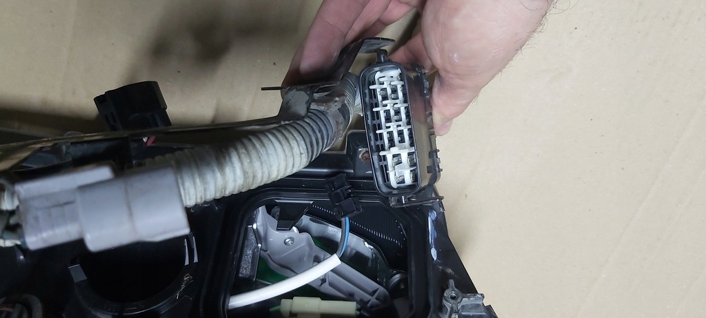 фото №11, Lexus is ii lift 220 250 лампа левая перед передняя bi ксенон