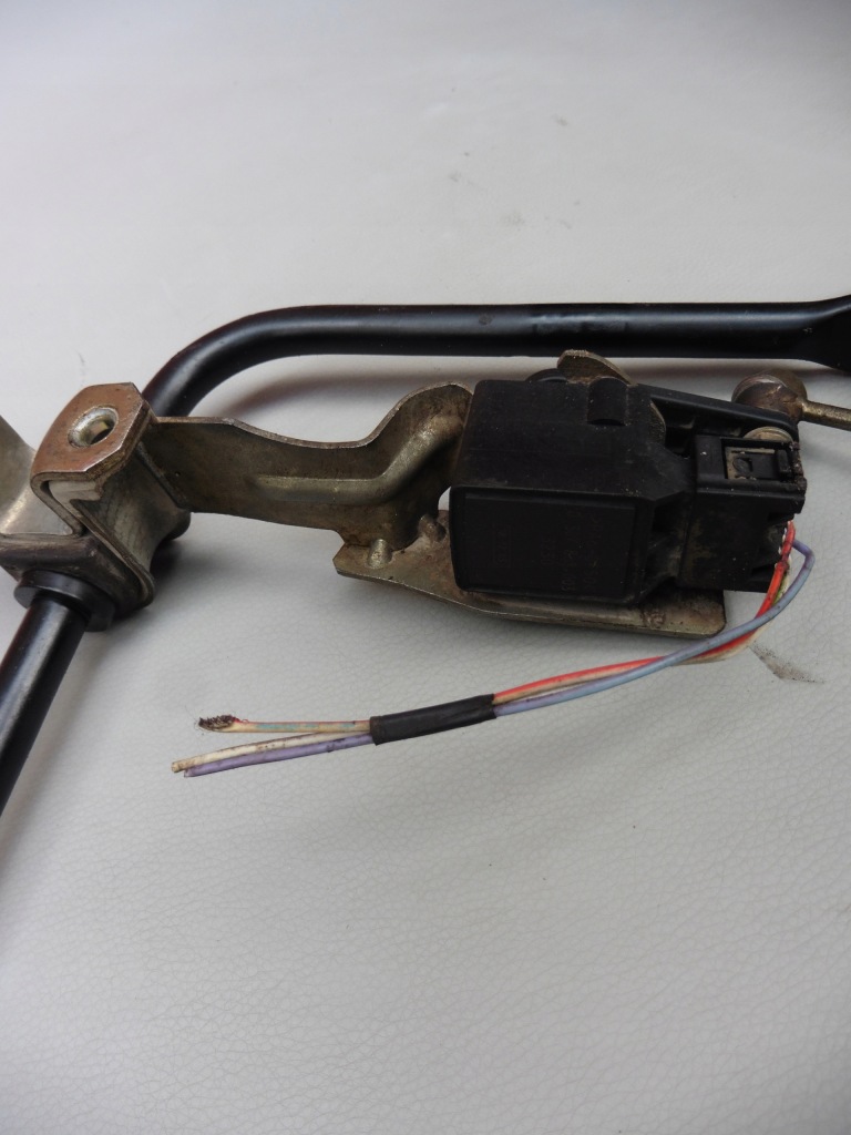 Датчик выравнивание света задний  alfa romeo 156 0307865003 в Украине