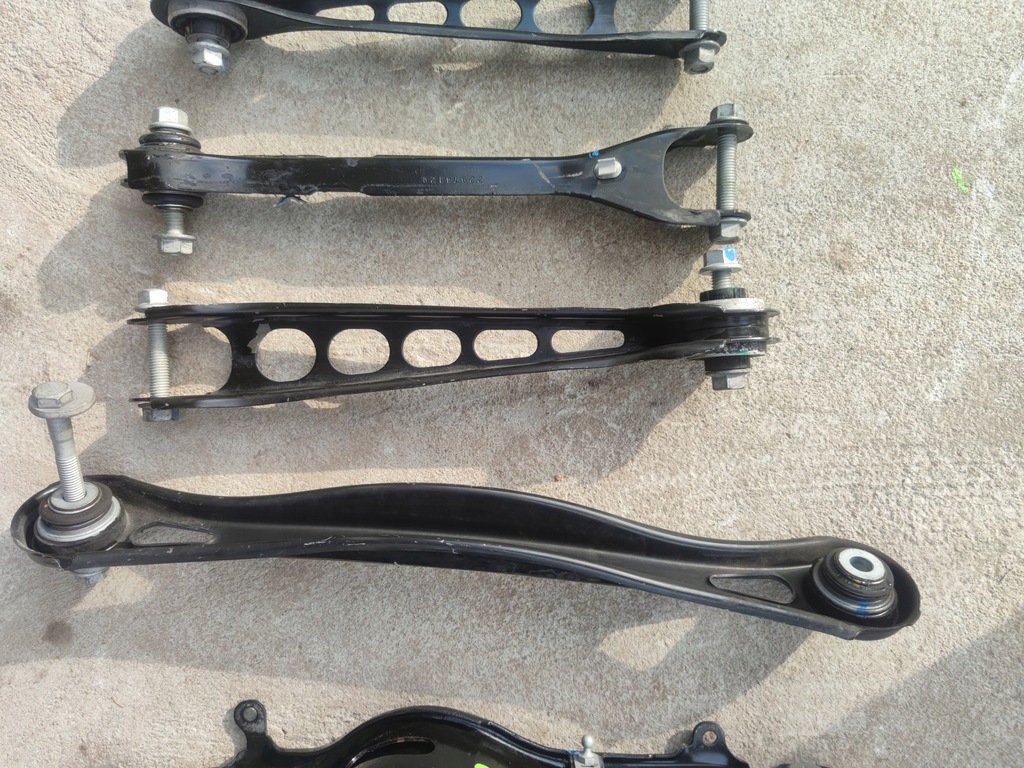 фото №8, Chevrolet camaro zl1 важелі задня 2018+