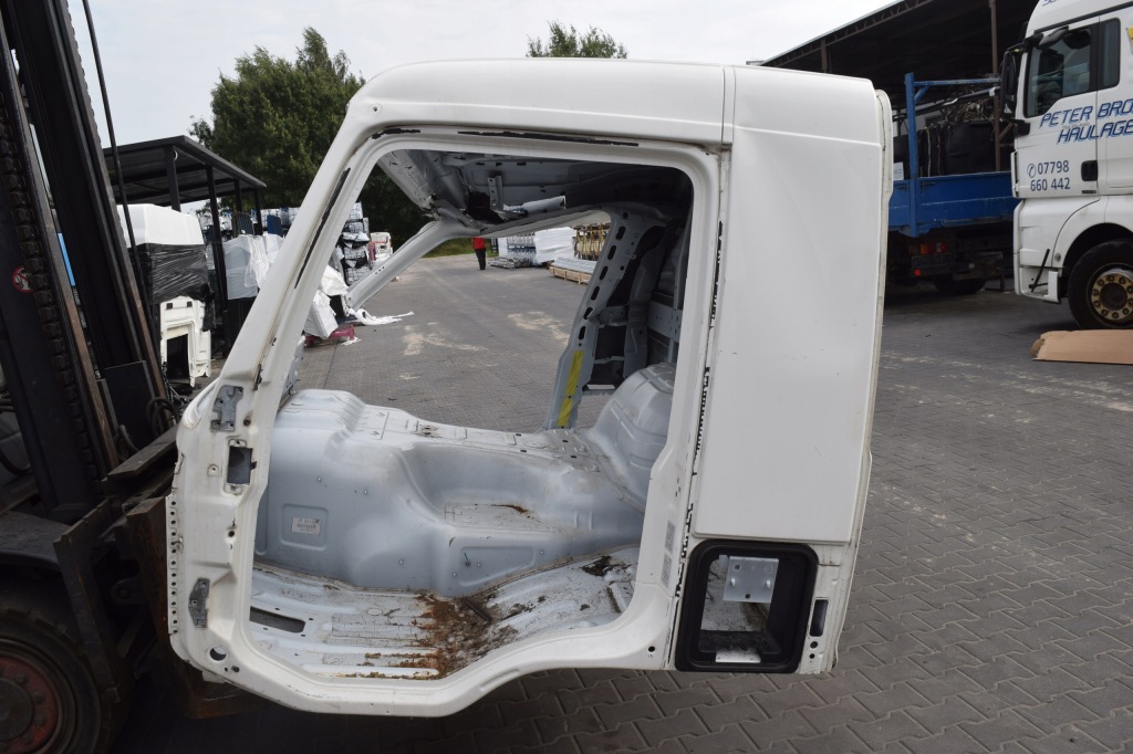 фото №1, Ліва чверть volvo fmx денна кабіна короткий 2019