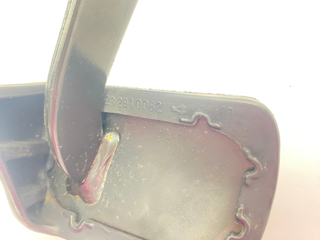 Педаль тормоза автоматическая коробка передач коробка передач автоматическая mercedes w201 w124 1242901019 в Украине