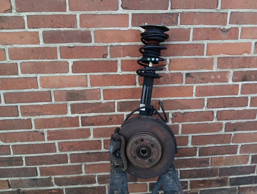 фото №1, Поворотный кулак амортизатор левый перед mini cooper ii r56 clubman