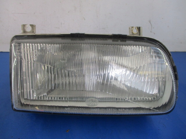 фото №1, Skoda felicia 94-98 лампа фара правый перед hella