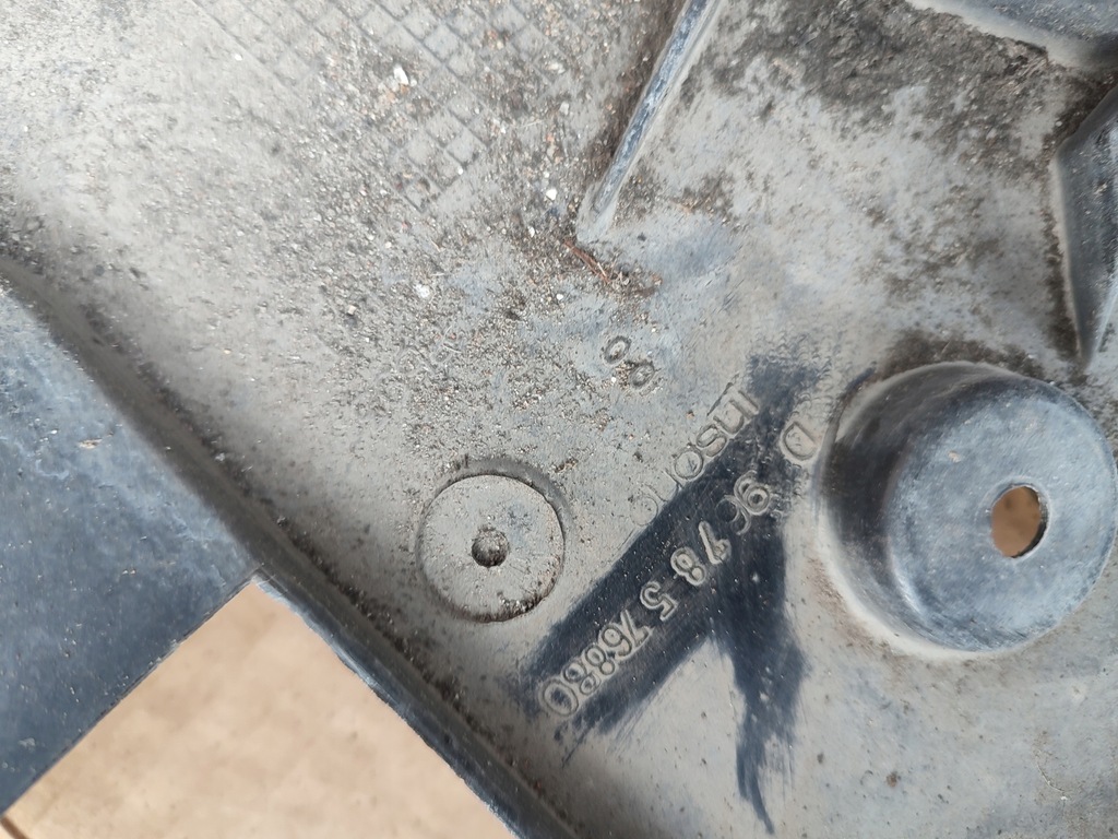 фото №8, Подкрылок правый перед citroen ds3 europa оригинал 96785576880