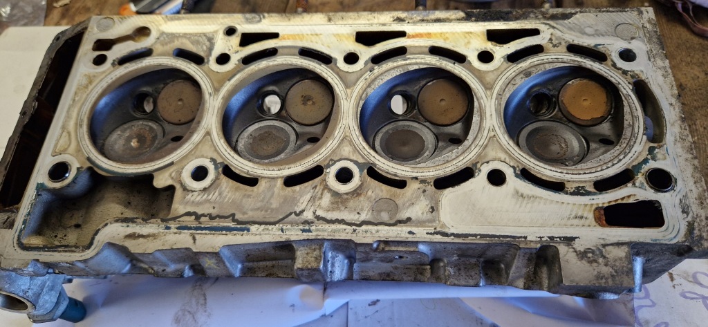 фото №13, Головка двигателя vag 1.2 tsi cbz 03f103373d bdb