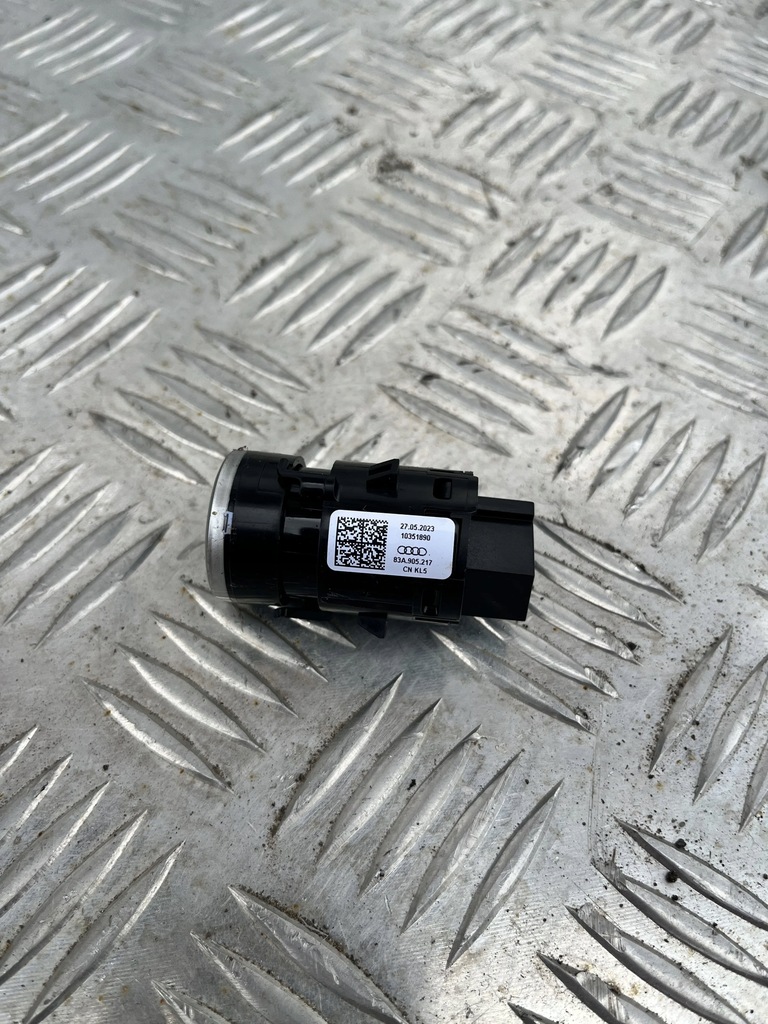 фото №2, Кнопка запуск стоп audi a3 8y 20- 83a905217