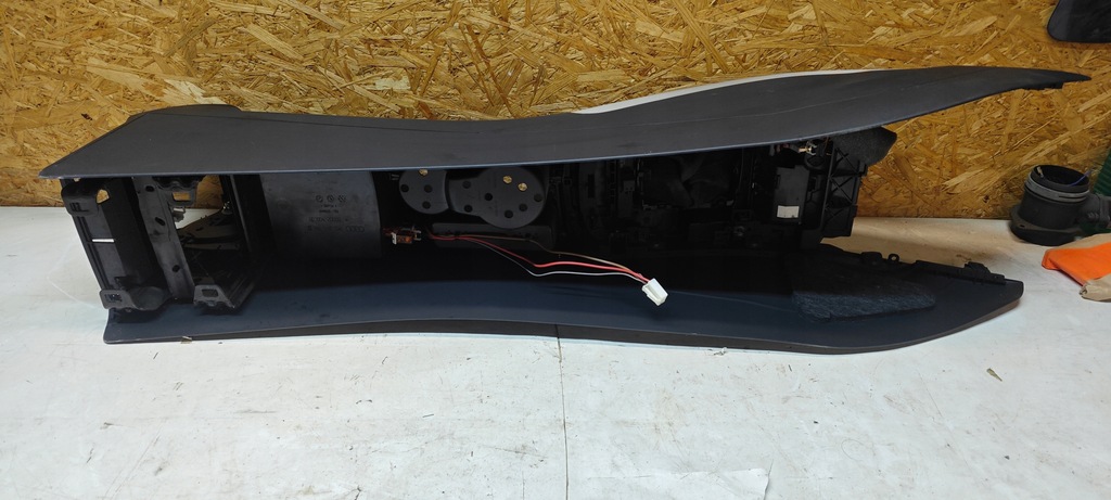 фото №6, Тунель середній audi a4 b8