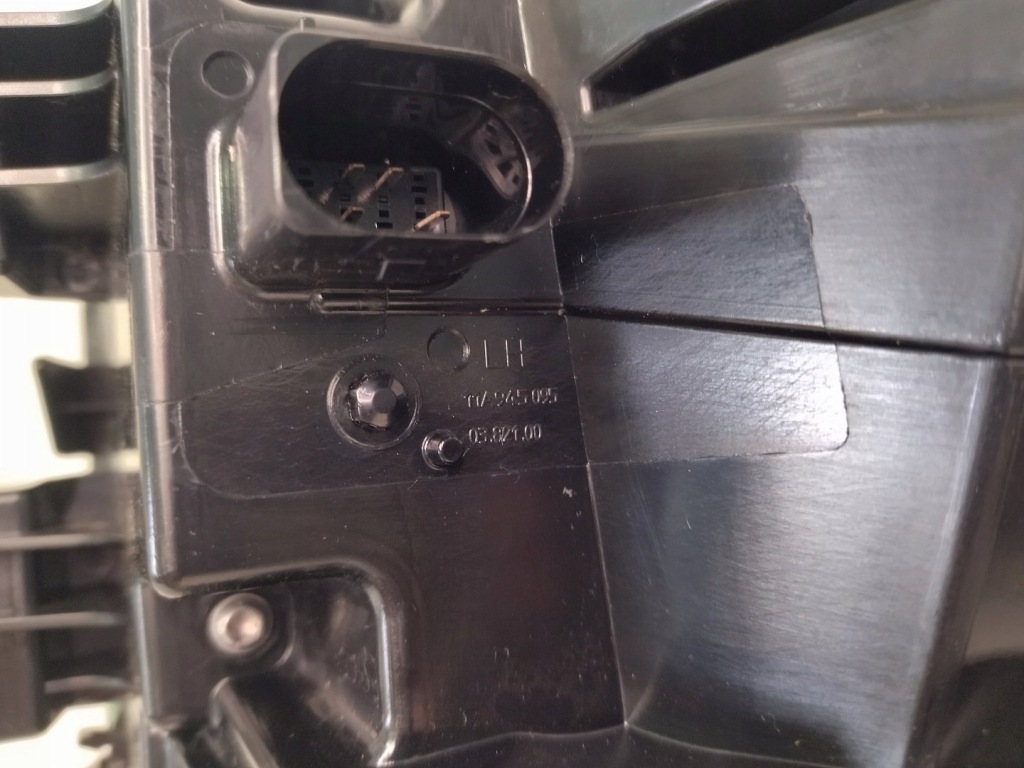 11a945095 оригинальная фара левый задний led vw id4 2021+ в Украине