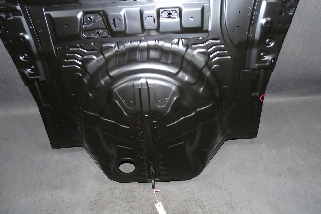 фото №7, Mitsubishi space star ii поддон крышка багажника pas задняя