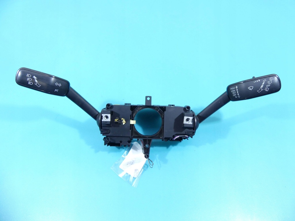 фото №1, Переключатель комбинированный skoda rapid 6c6953501 12-16