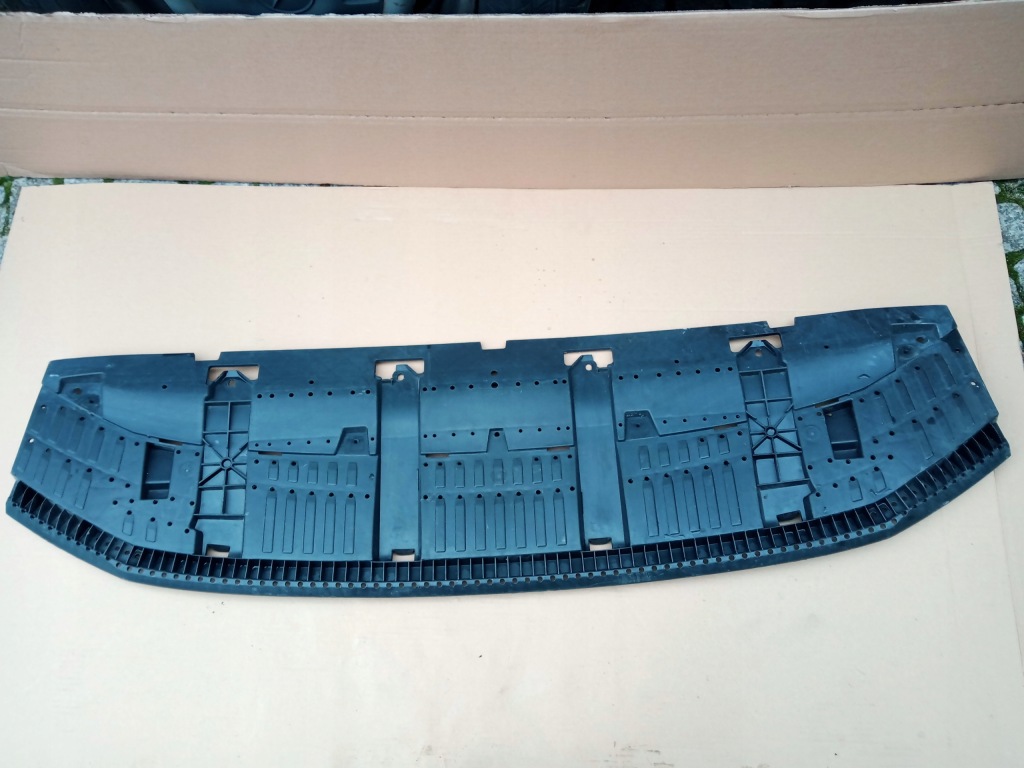 фото №1, Audi q3 захист плита pod бампер перед 8u0807233a