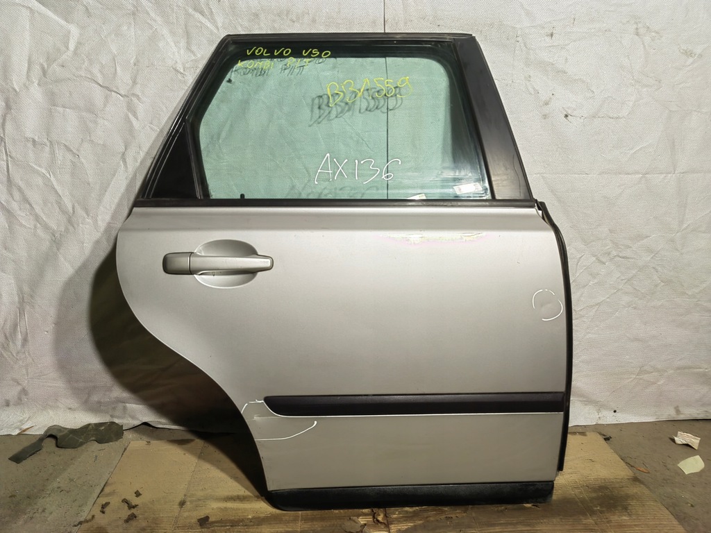 фото №1, Дверь правый задняя volvo v50 kombi 03-12