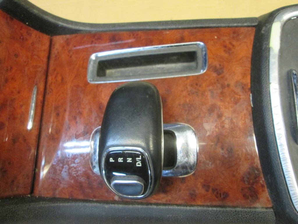 фото №12, Chrysler 300 ii 13r тунель середній підлокітник