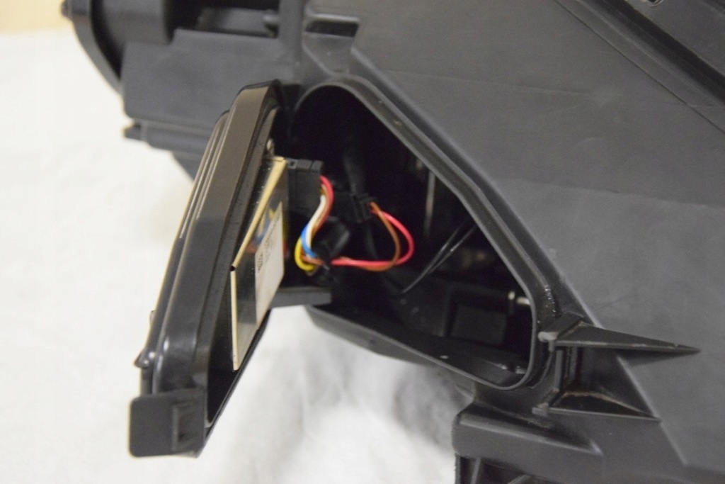 фото №12, Porsche panamera i 970 gts turbo 09-12r. przed liftem передняя лампа перед