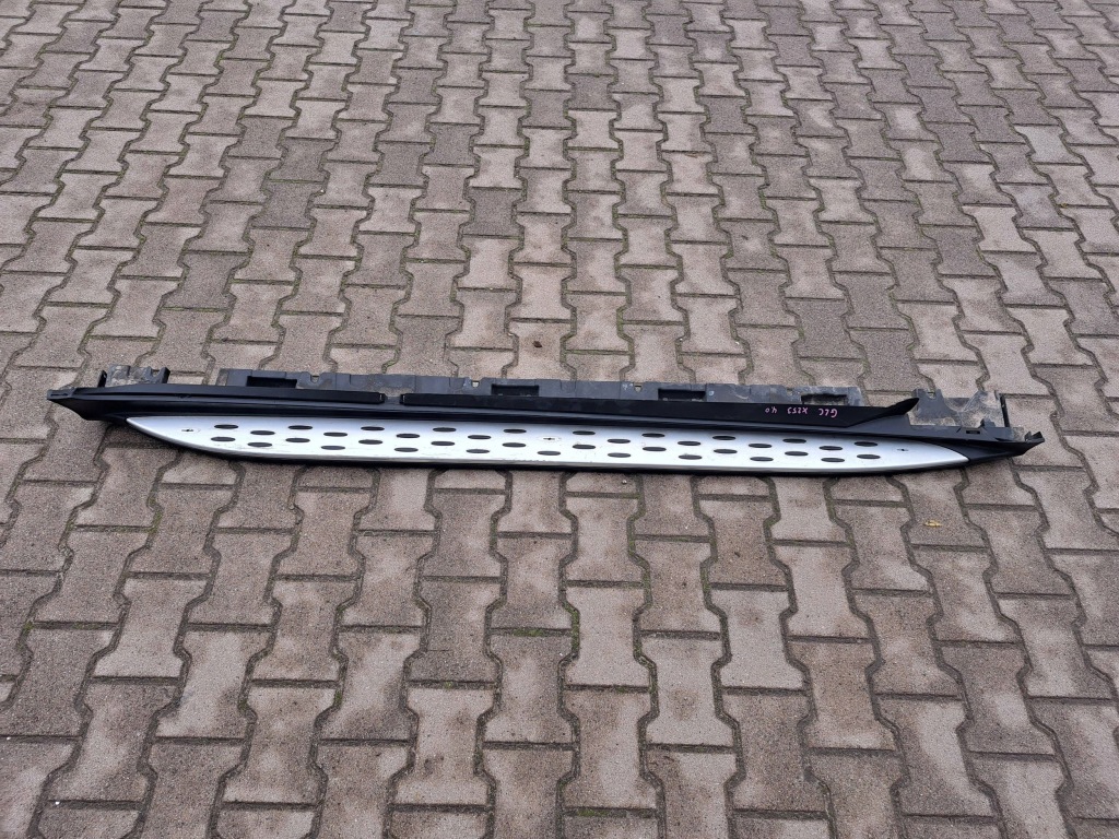 фото №1, Порог правый mercedes glc amg x253 c253 a253 15-22