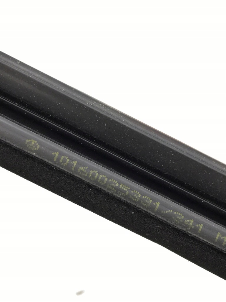 фото №9, Mercedes gla ii h247 молдинг уплотнитель дверь задняя левая a2477353700