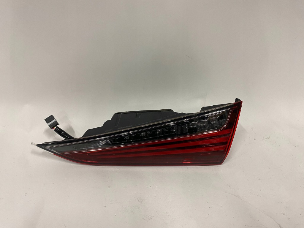 фото №2, Lexus es 300 18- лампа задня права внутрішня led europa