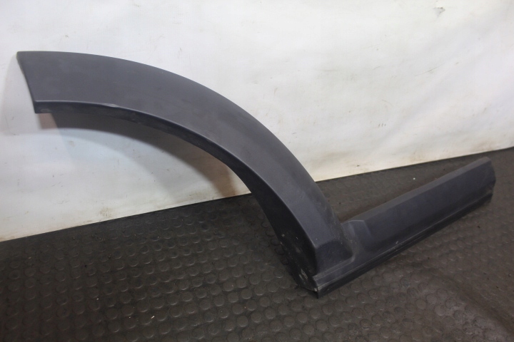 фото №1, Молдинг подкрылок правый задняя land rover discovery iii