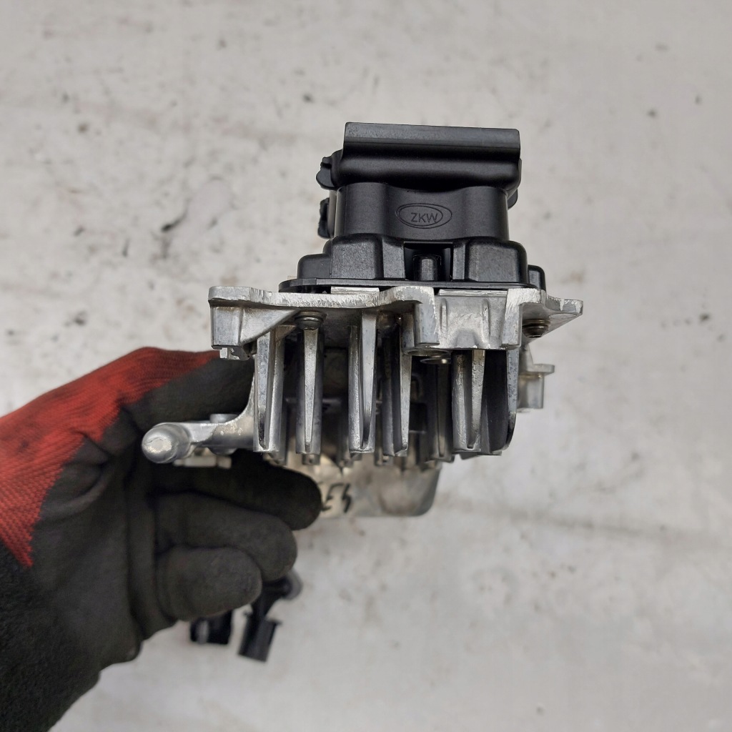 Купить Opel insignia b 2 модуль led фонари правой передней 10500080720 20180206