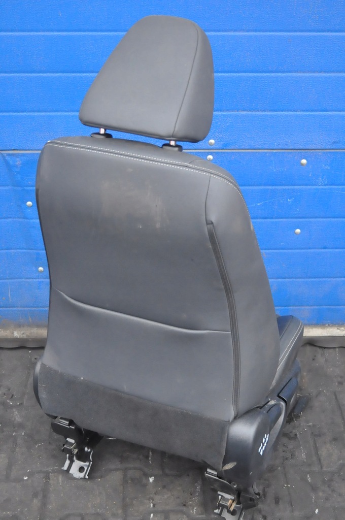 фото №8, Lexus is iii перехідник салону сидіння шкіра