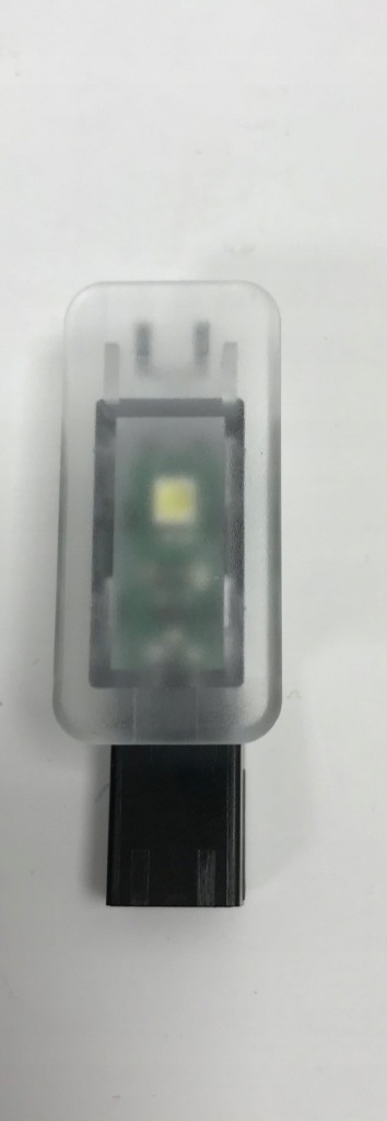 фото №1, Vw touareg iii лампа led 760947267a