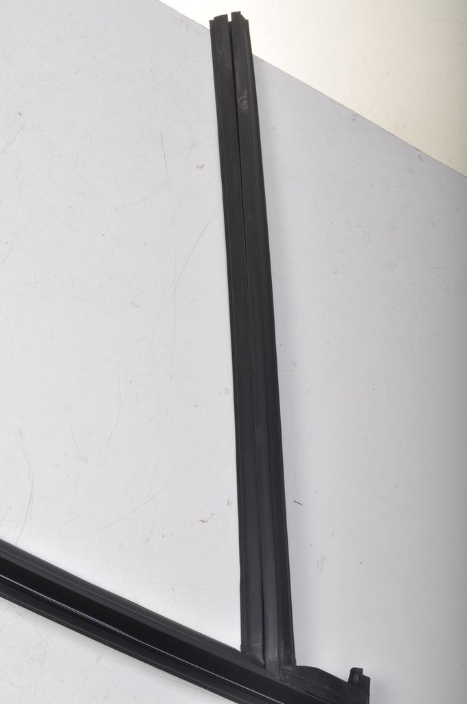 фото №5, Volvo xc90 ii молдинг прокладка дверь правый перед