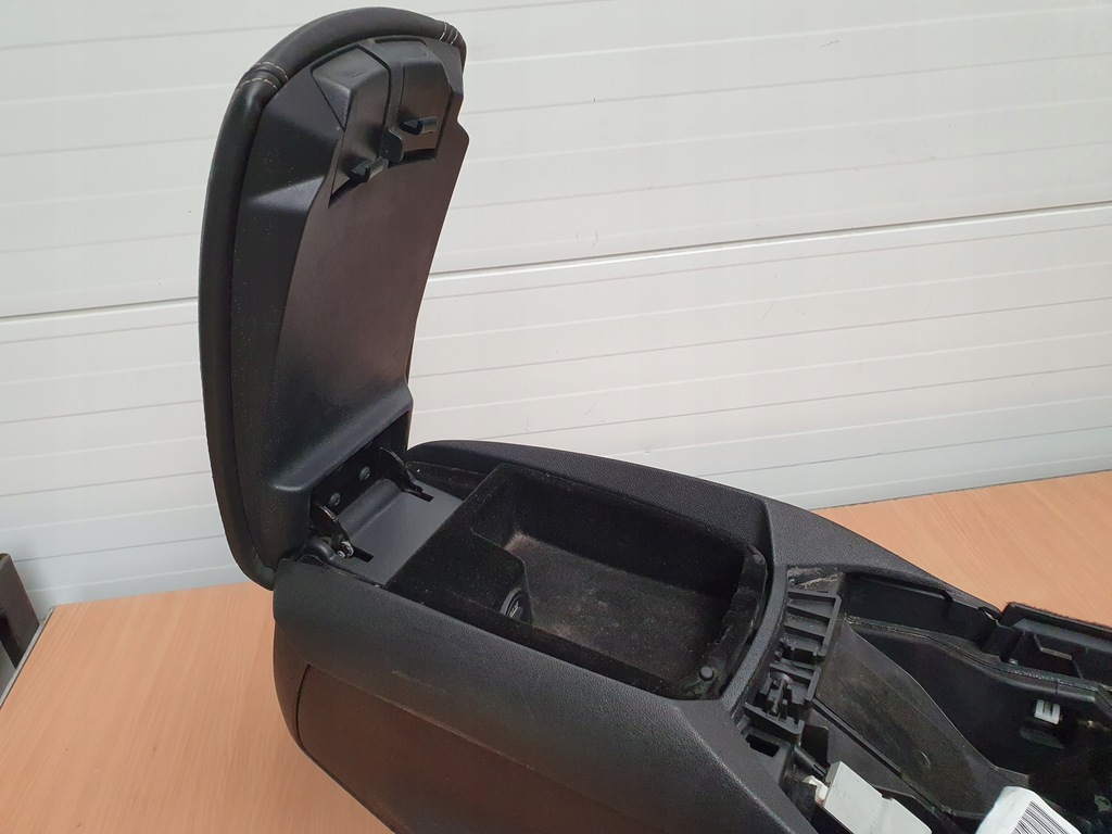 фото №10, Туннель средний подлокотник citroen ds5