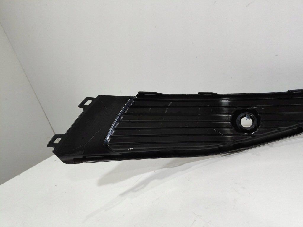 фото №13, Audi q4 e-tron спойлер накладка решітка бампера задня 89a807833 9b9 !